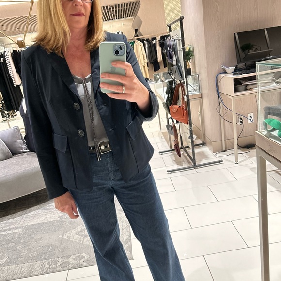 Meet your Posher, Barb - Picture 4 of 7